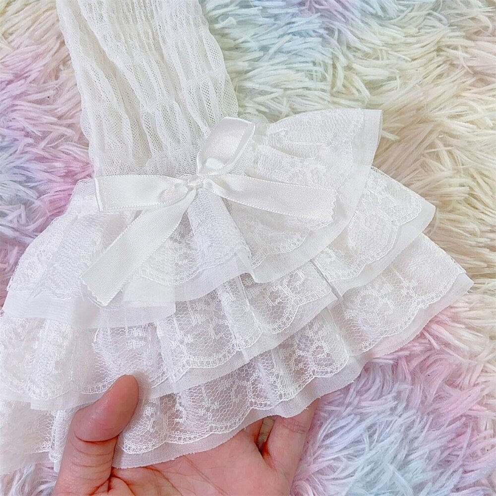 Whit e Lace Ruffle Knee-High Socks with Bow Detail - Picture 7 of 7